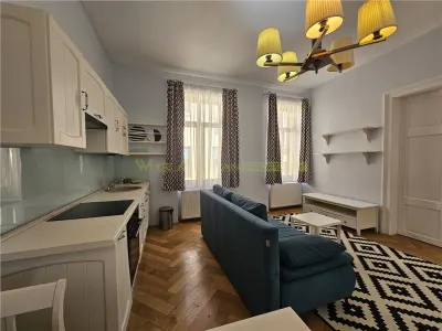 Apartament deosebit cu 2 camere de inchiriat in Centrul Istoric Brasov - foto 18