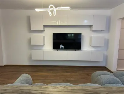 Inchiriere Apartament 3 Camere Semidecomandat Berceni-Vatra Dornei - foto 8
