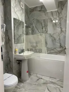 Apartament de lux 3 camere 2 bai parcare si terasa in Cartier Balanta - foto 7