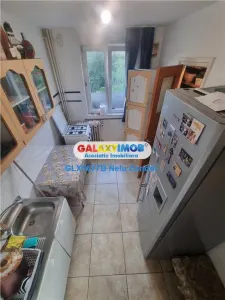 VANZARE APARTAMENT 3 CAMERE RAHOVA - foto 2