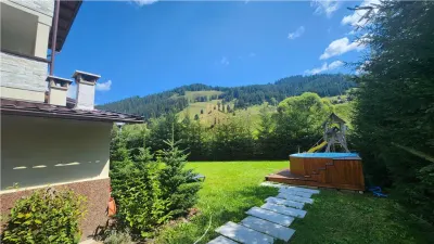 Casă de vacanță în Bucovina | Șaru Dornei | 10 camere cu băi proprii | Teren 1300 mp | 650.000 Euro | Comision 0 - foto 4