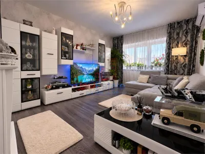 Apartament 3 camere, 67 mp, decomandat, Canta - renovat, 2 bai, centrala proprie - foto 2