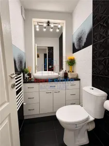 Apartament 3 camere, 67 mp, decomandat, Canta - renovat, 2 bai, centrala proprie - foto 17