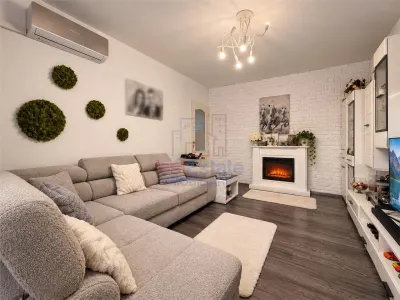 Apartament 3 camere, 67 mp, decomandat, Canta - renovat, 2 bai, centrala proprie - foto 4