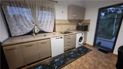 Casă cu Cerdac | De vânzare | Construită în 2019 | Parter | 2 dormitoare | Panouri fotovoltaice | 135.000 Euro | Comision 0% - foto 12