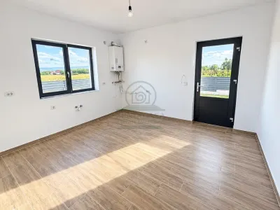 Casa 4 camere 2 bai HolBoca Dancu - foto 7