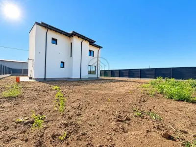 Casa 4 camere Dancu Holboca  FINALIZATA 510 mp teren - foto 19