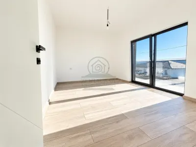 Casa 4 camere Dancu Holboca  FINALIZATA 510 mp teren - foto 8