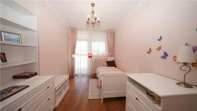 Apartament cu 3 camere, terasa de 35 mp si 2 parcari | Ared - foto 9
