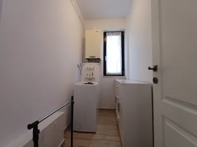 Apartament 3 Camere cu Parcare, AC, Dressing- Vedere Lac Rediu - foto 6