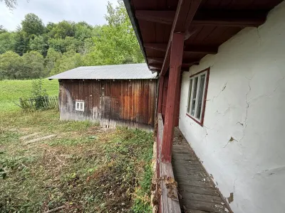 Casa cu teren 5.913 mp de vanzare in Paltin, Vrancea - zona pitoreasca - foto 3