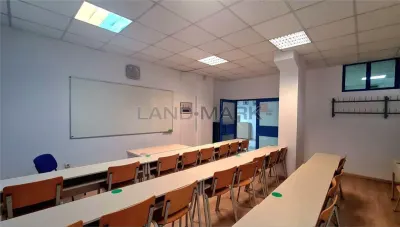 EXCLUSIV Spatiu comercial 296 mp la bulevard, zona centrala. - foto 9