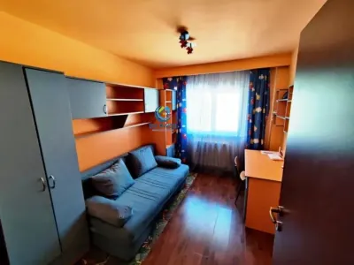 Inchiriem Apartament 3 Camere, Mobilat, Decomandat, Racadau - foto 8