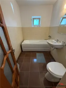 Apartament 3 camere, parter, zona Biserica Catolica - foto 14