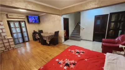 Casă modernă de vânzare în Rădăuți, Bucovina | 3 dormitoare | 3 băi | Garaj | Foișor | 185.000 Euro  - foto 12