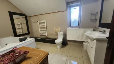 Casă modernă de vânzare în Rădăuți, Bucovina | 3 dormitoare | 3 băi | Garaj | Foișor | 185.000 Euro  - foto 9