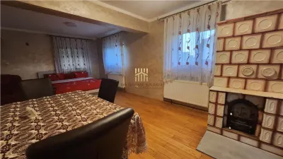 Casă modernă de vânzare în Rădăuți, Bucovina | 3 dormitoare | 3 băi | Garaj | Foișor | 185.000 Euro  - foto 10