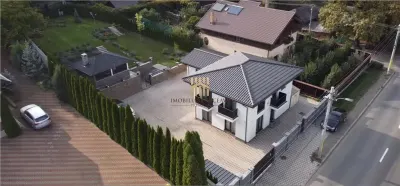 Casă de lux de vânzare în Suceava | 4 dormitoare | 3 băi | 1.150 mp teren | 750.000 Euro| Comision 0% - foto 2
