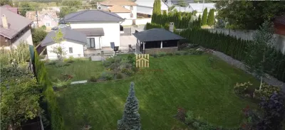 Casă de lux de vânzare în Suceava | 4 dormitoare | 3 băi | 1.150 mp teren | 750.000 Euro| Comision 0% - foto 5