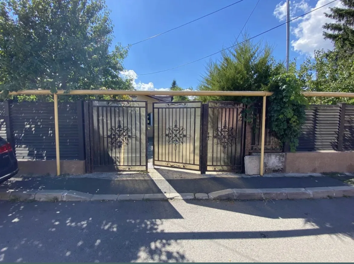 Casa de vânzare Giulesti  - Bucuresti