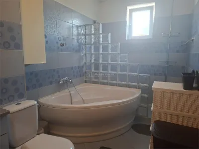Apartament de inchiriat 3 camere Sibiu zona Strand - foto 15
