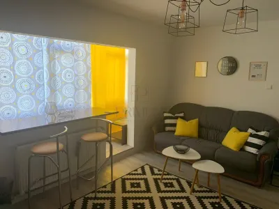 Apartament 3 camere | 75 mp | Decomandat | Circumvalațiunii | Aproape de Iulius Mall - Timisoara