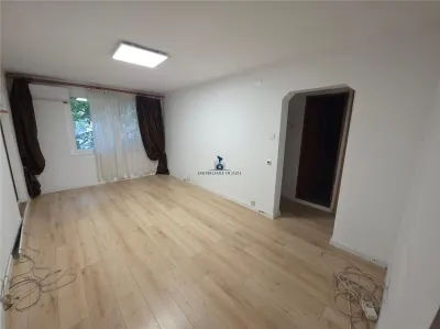 Apartament 4 camere Semidecomandat Piata Sudului RENOVAT - foto 5