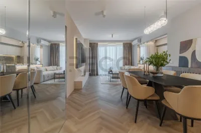 RECO Apartament ultralux  cu 4 camere  117 mp -cartier Victoria Oradea - Oradea