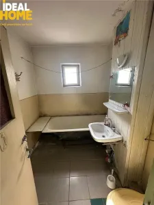 Apartament 2 Camere Decomandat Nicolina - Prima Statie - foto 5