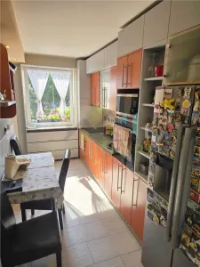 Apartament 3 camere etajul 1 zona Astra- Brerzei - foto 5