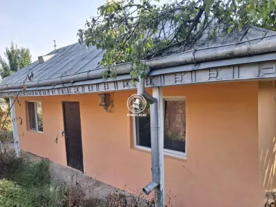 Casa  si teren 1688 mp de vanzare Iepureni - Movileni