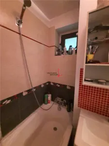 4 camere decomandat Piata Delfinului - foto 16
