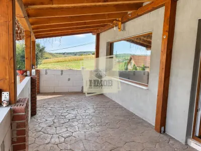Casa individuala 140mp | 4 camere | demisol | terasa | Sura Mare - foto 14
