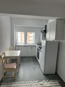 Apartament de inchiriat 3 camere Sibiu Kastani - foto 6