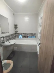 Apartament 2 camere de vanzare Tractorul - foto 3
