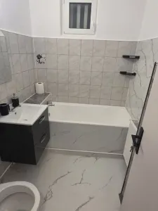 Apartament 2 camere renovat, partial mobilat, 50mp, Sacele, Brasov - foto 2