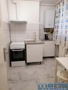 Inchiriere apartament 3 camare Tudor etaj 1 - foto 2