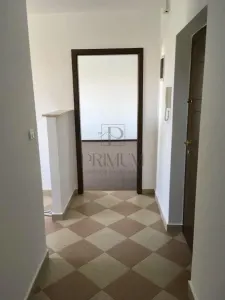 Complex, apartament 2 camere, decomandat, centrala proprie, aer conditionat - foto 2