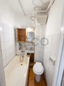 RECO Apartament cu 1 camera  Aleea Rogerius - foto 7