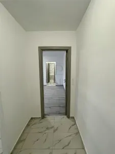 Dambovita, apartament 2 camere, renovat, centrala proprie - foto 7