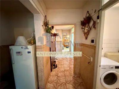 Apartament 3 camere, 2 balcoane, Ploiesti, zona Cantacuzino. - foto 21