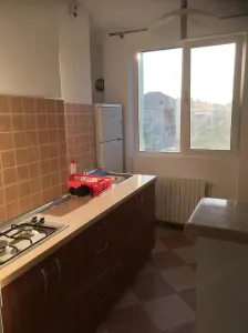 Decomandat, mobilat si utilat linga Politehnica - Timisoara