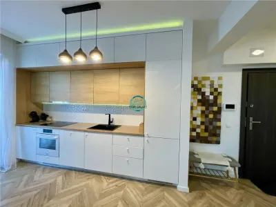 Apartament cu 2 camere, lux, in bloc nou, cu parcare in Centru - foto 4