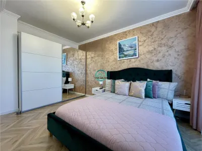 Apartament cu 2 camere, lux, in bloc nou, cu parcare in Centru - foto 6