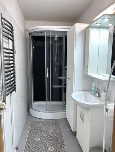 Decomandat, mobilat si utilat in bloc anvelopat - foto 5
