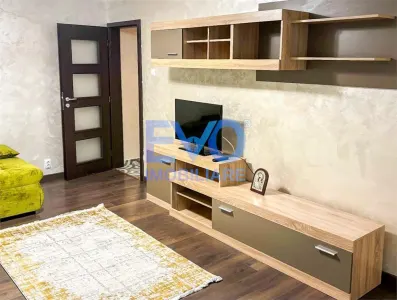 Apartament cu 2 camere, decomandat, zona Tatarasi Oancea - foto 2