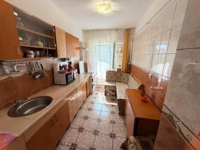 Apartament cu 3 camere decomandat Dacia, 2 bai, et 3/4. - foto 4