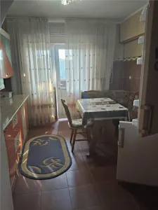 Mobilat si Utilat! Ap 2 camere, Etaj 3, zona Vidin-Piata - foto 3
