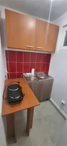 Apartament 2 camere | 55 mp | 8 min de Medicină | 13 min de UVT | Proaspăt renovat | Lângă parc - foto 8