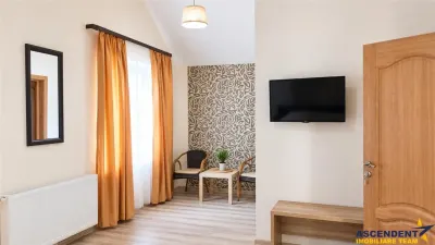 Refugiu montan, 7 camere, potential pensiune, acces asfaltat, Moieciu de Sus - foto 6